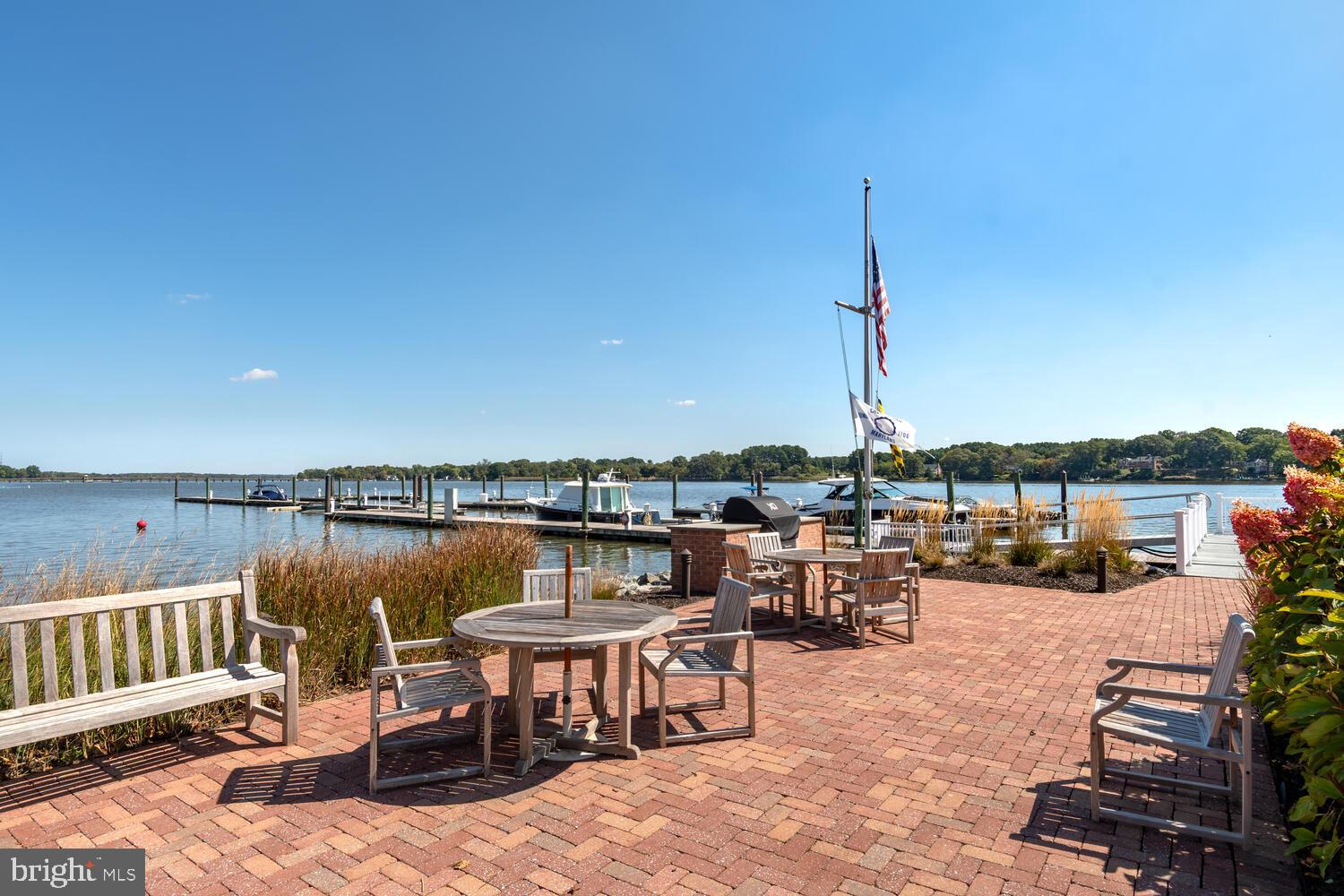 118 LITTLE HARBOR WAY 202