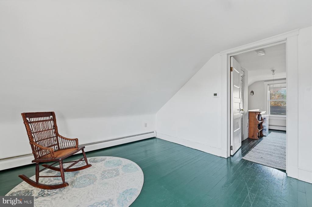 222 MOUNT VERNON AVENUE