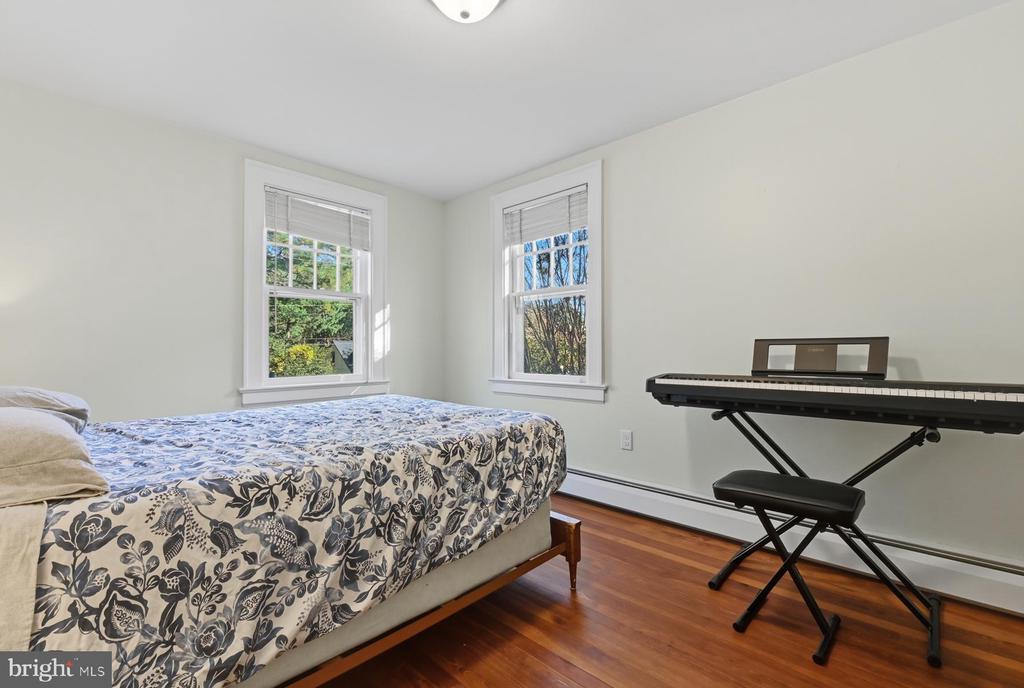 222 MOUNT VERNON AVENUE