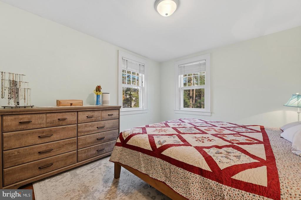 222 MOUNT VERNON AVENUE
