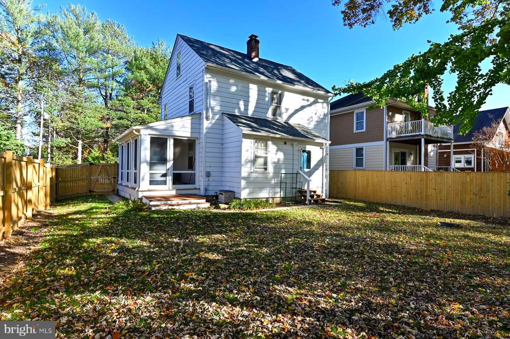 222 MOUNT VERNON AVENUE