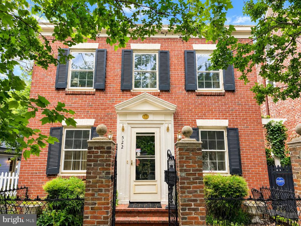 522 HIGH STREET