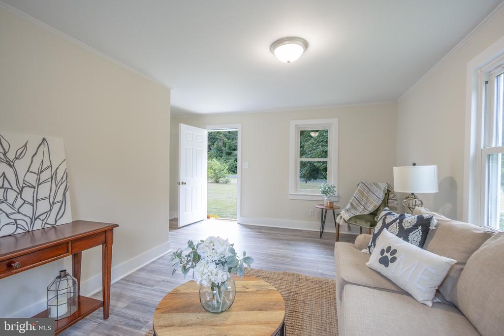 305 PINE TREE ROAD