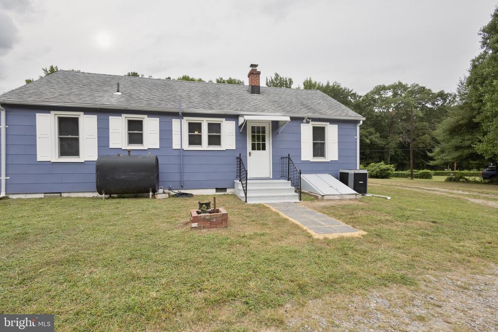 305 PINE TREE ROAD
