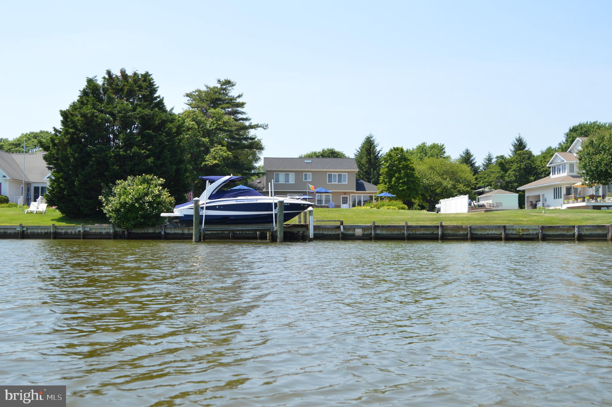 119 CONGRESSIONAL DRIVE