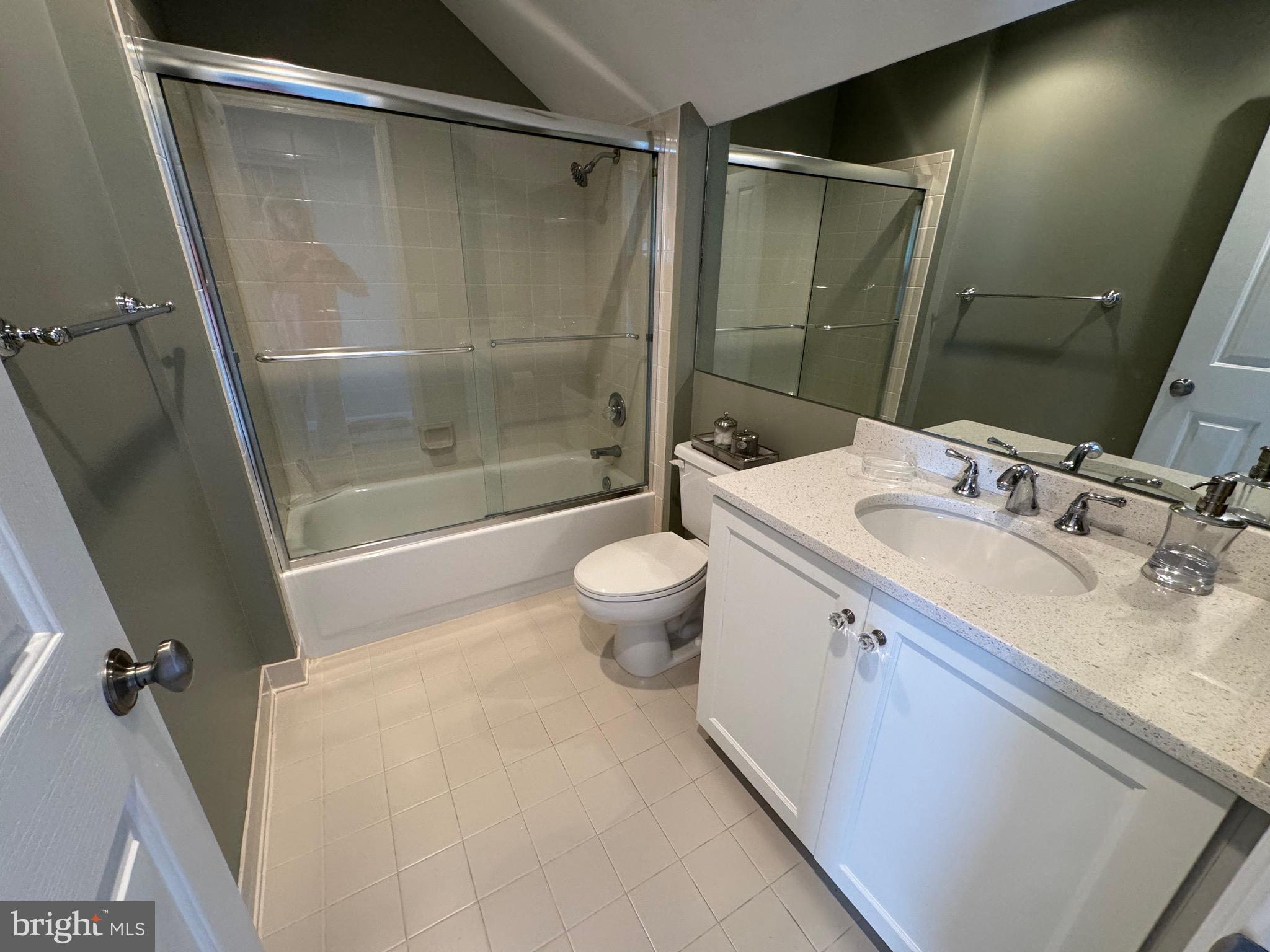 1301 OYSTER COVE DRIVE