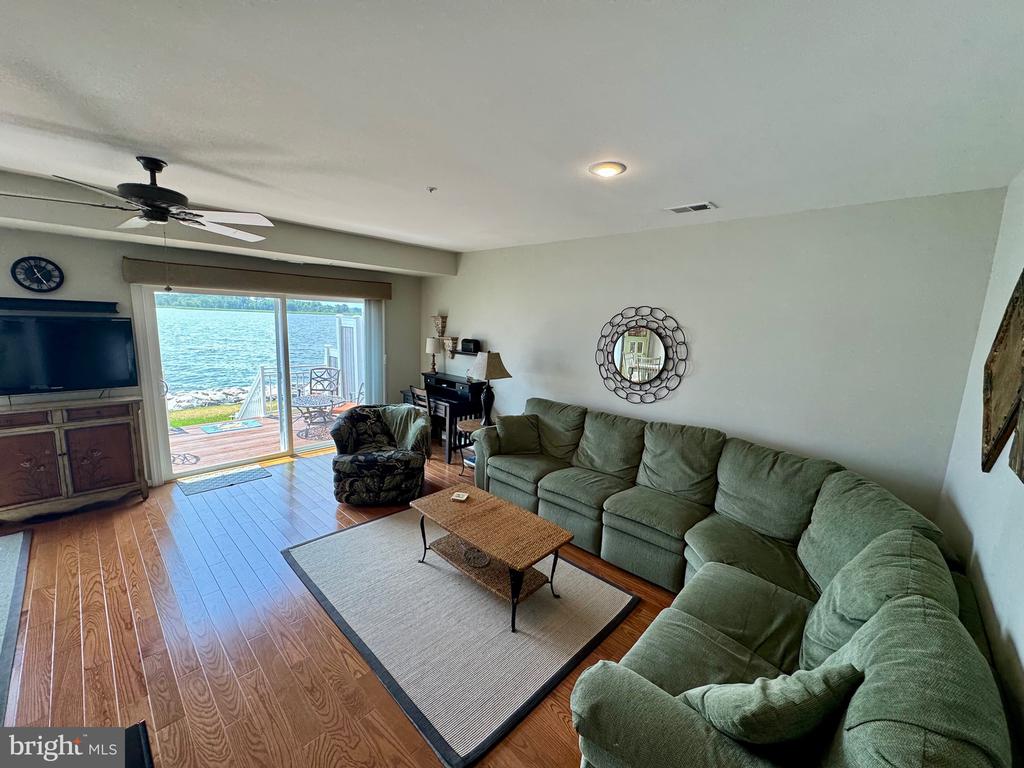 1301 OYSTER COVE DRIVE