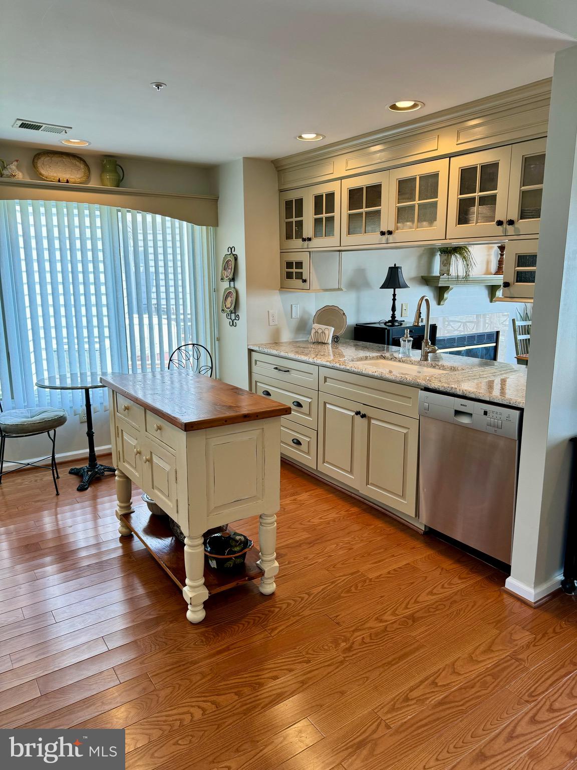 1301 OYSTER COVE DRIVE