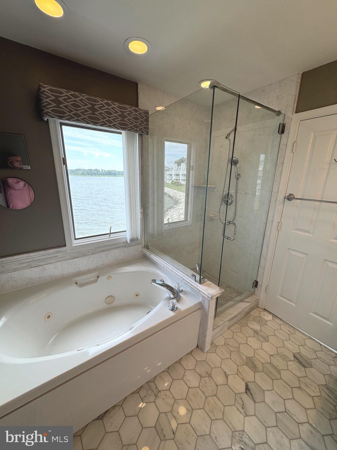 1301 OYSTER COVE DRIVE