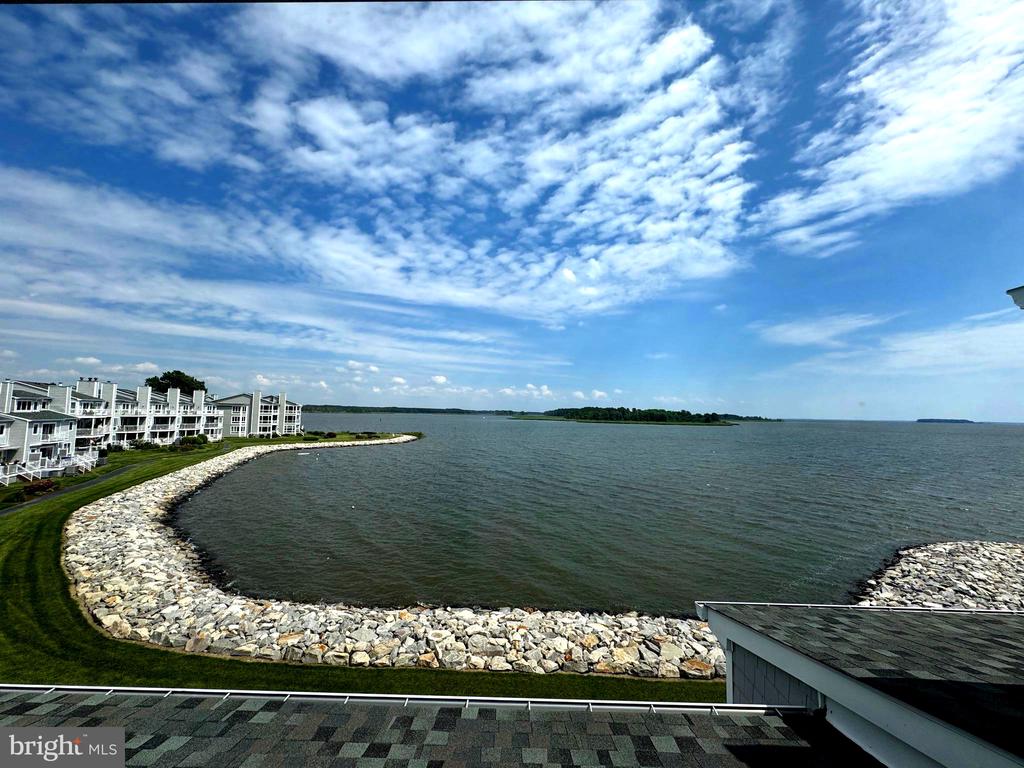 1301 OYSTER COVE DRIVE