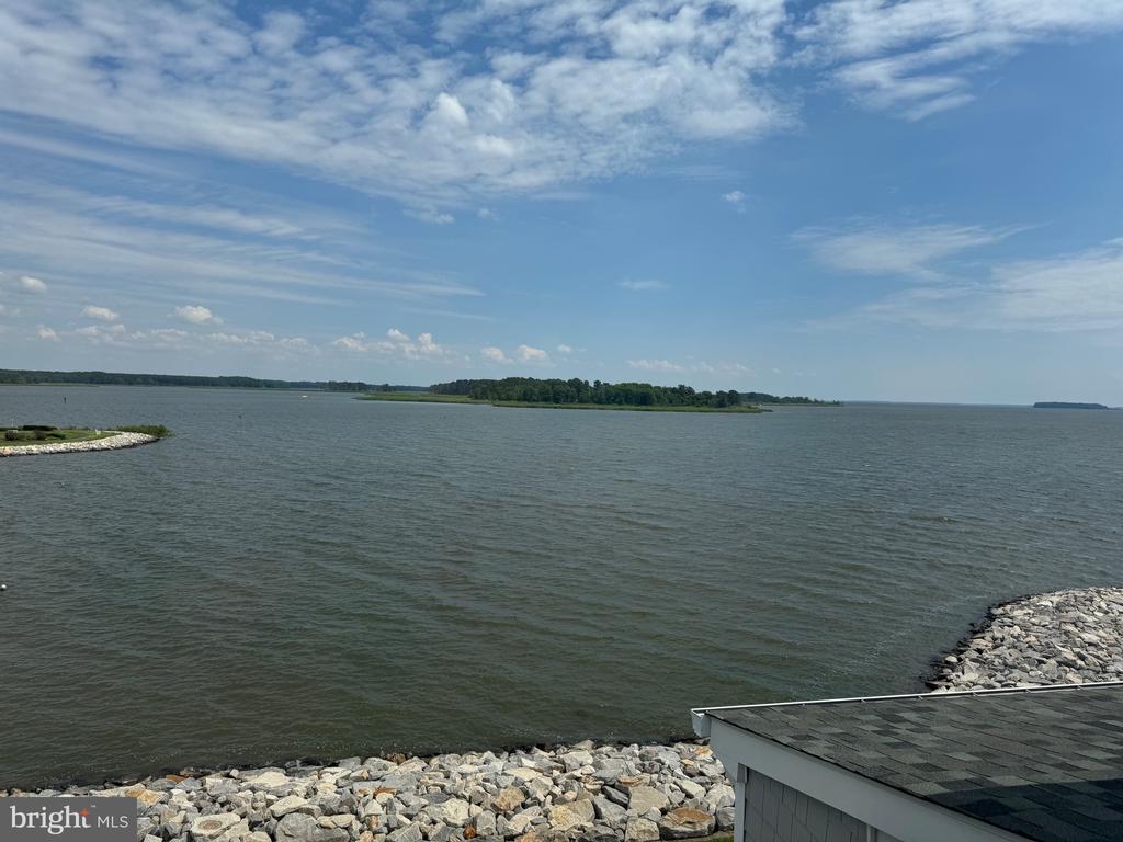 1301 OYSTER COVE DRIVE