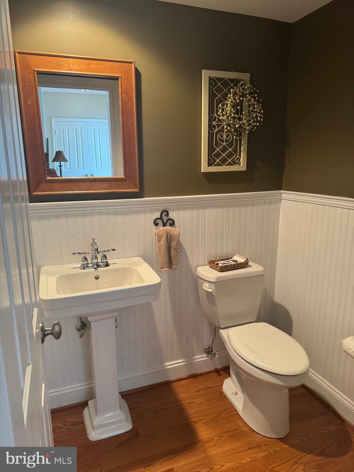 1301 OYSTER COVE DRIVE