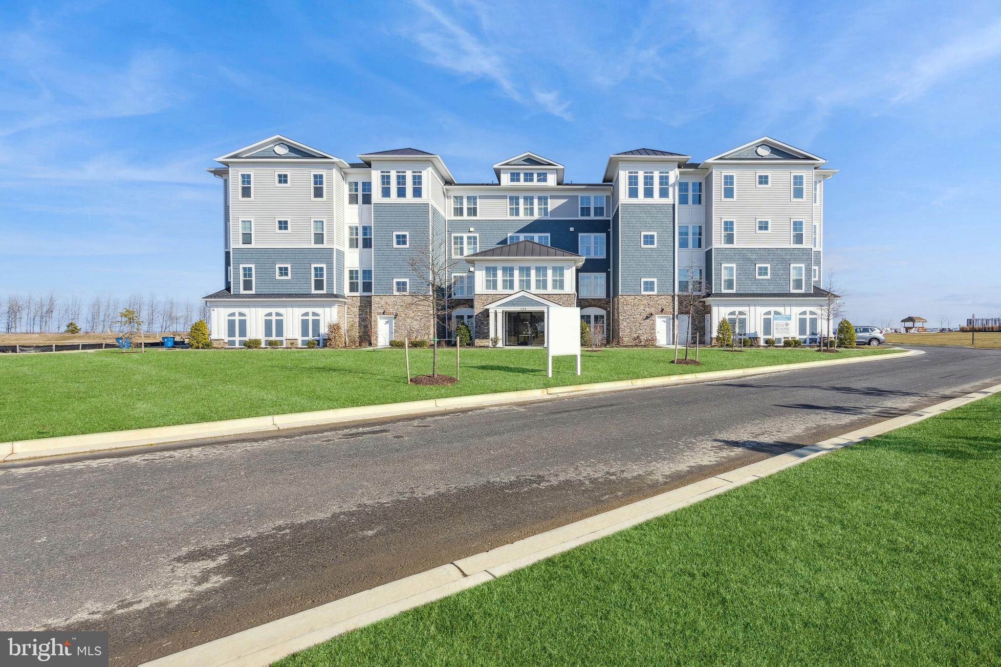 211 SWITCHGRASS WAY 1523
