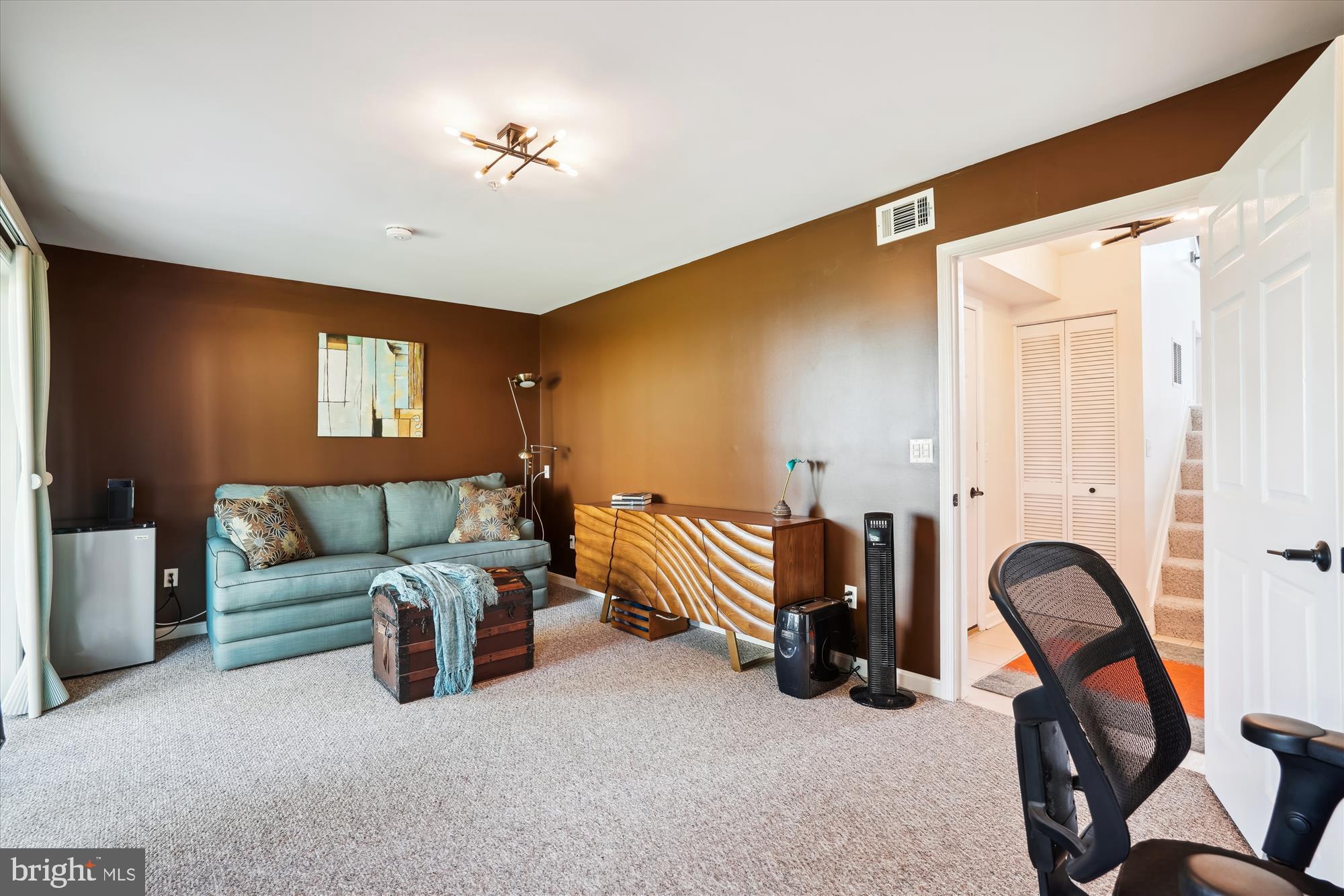 202 RINGNECK COURT