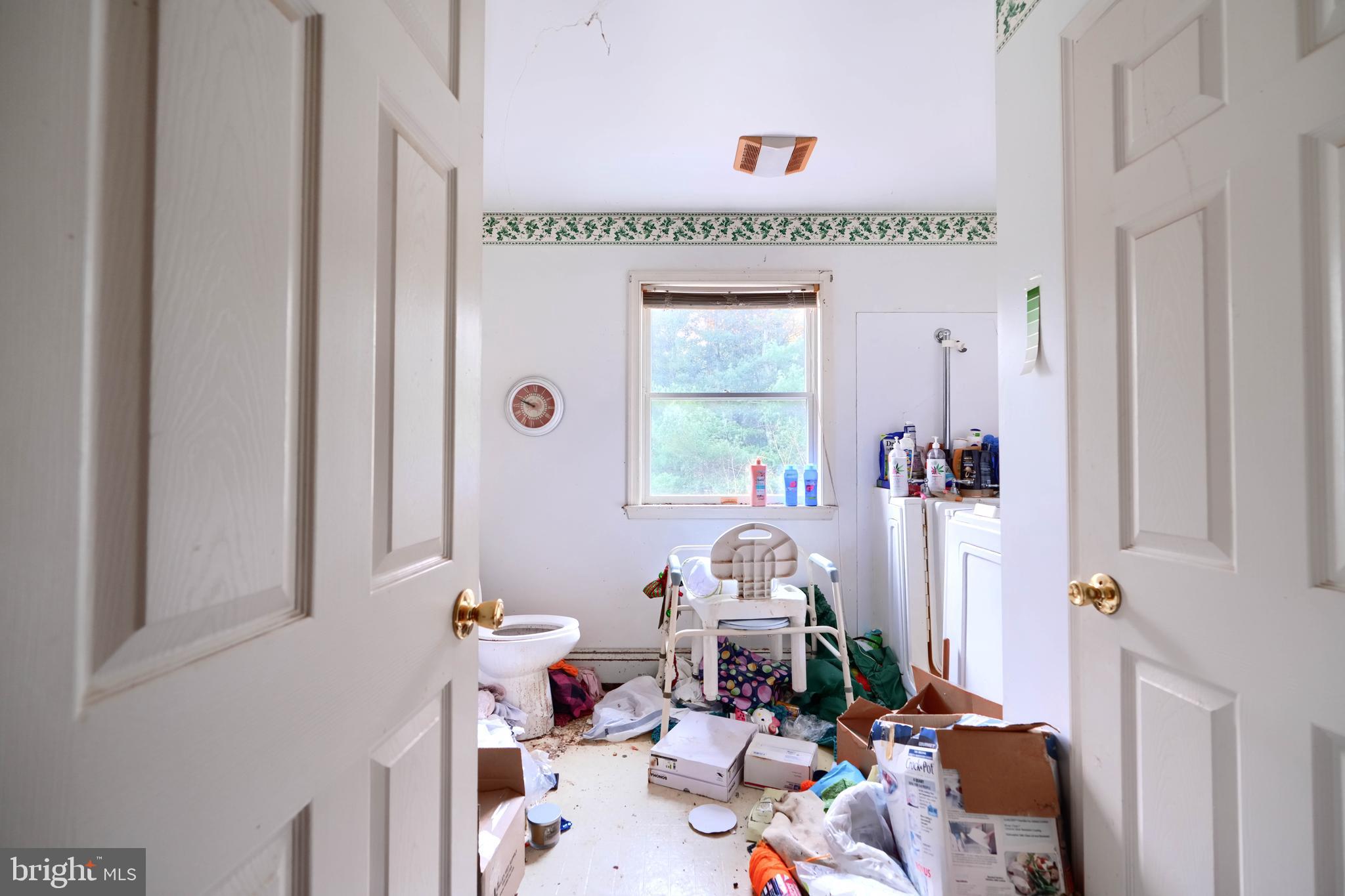 1520 DUDLEY CORNERS