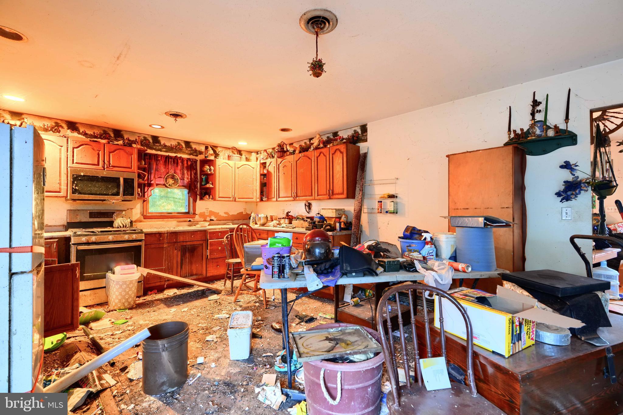 1520 DUDLEY CORNERS