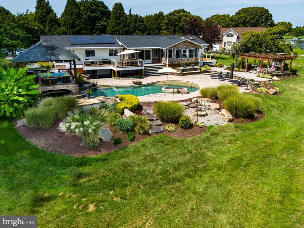 213 GRASON VISTA DRIVE