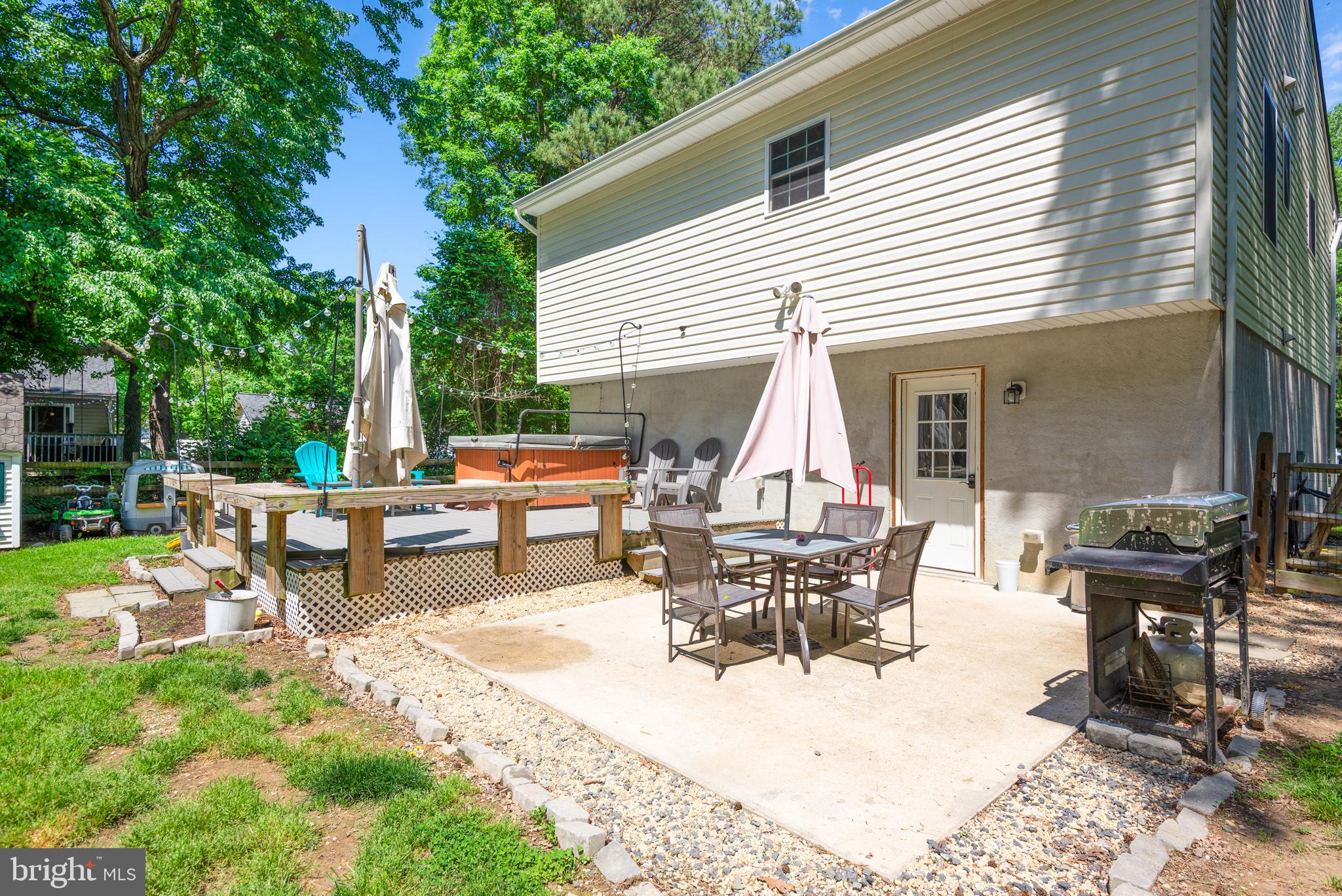 337 WHITEHOUSE DRIVE