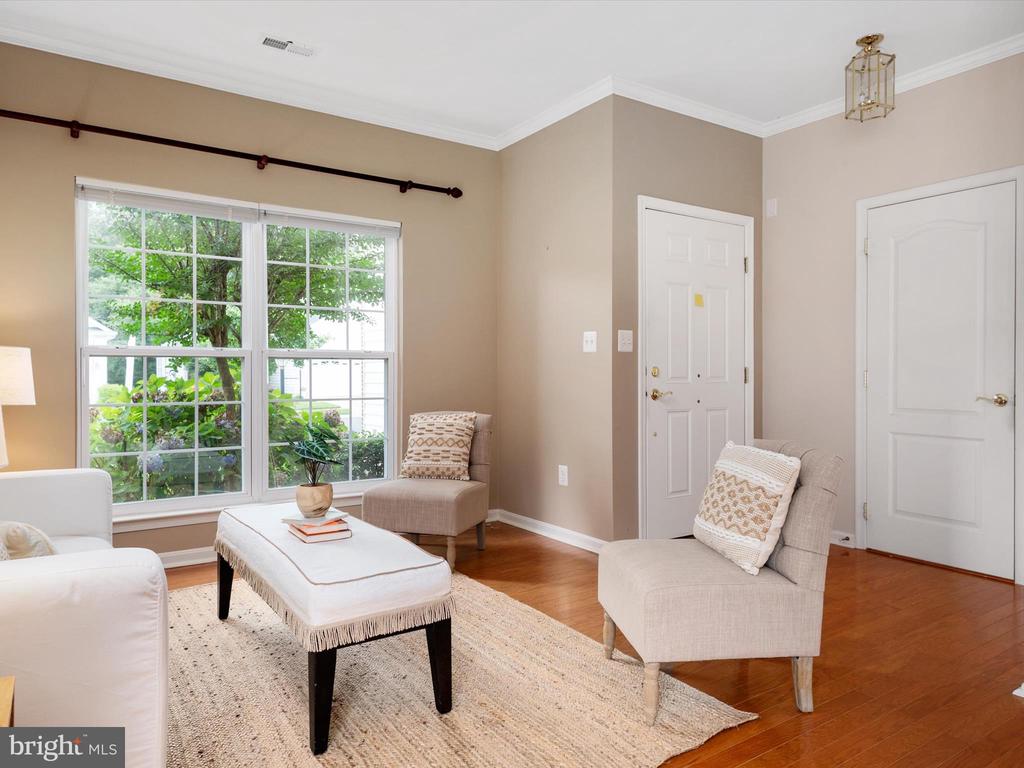 364 OVERTURE WAY