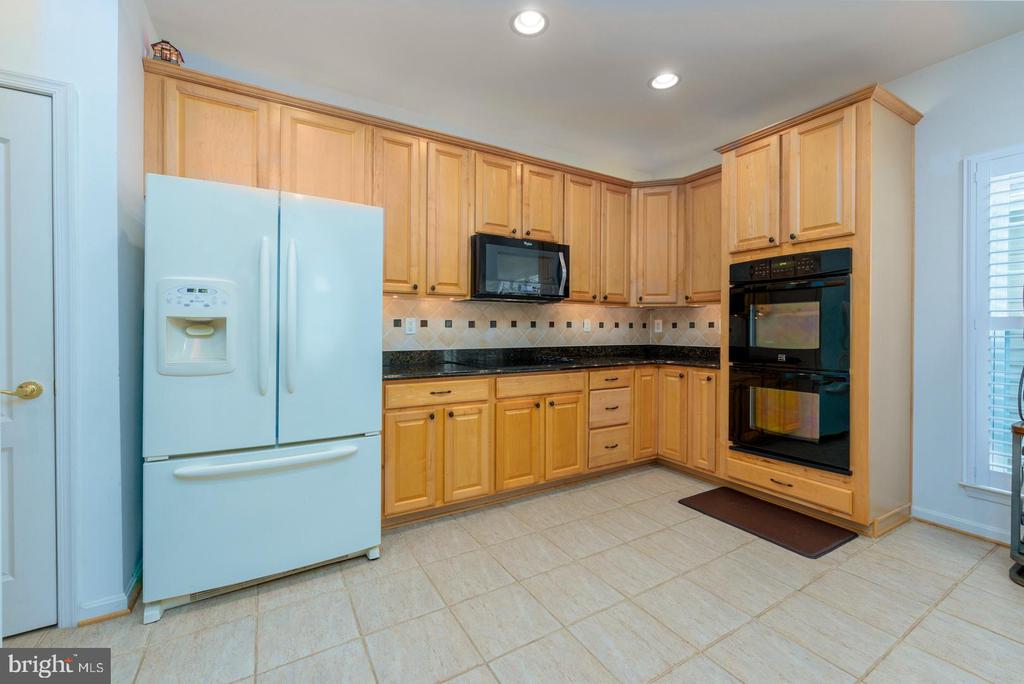 250 CONCERTO AVENUE