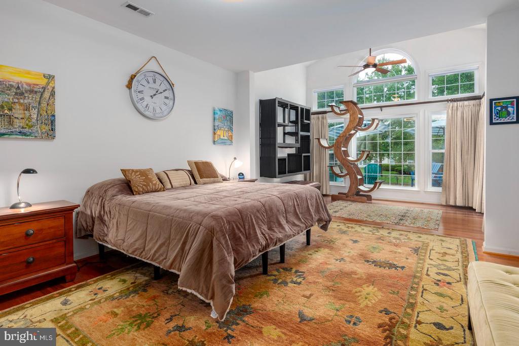 250 CONCERTO AVENUE