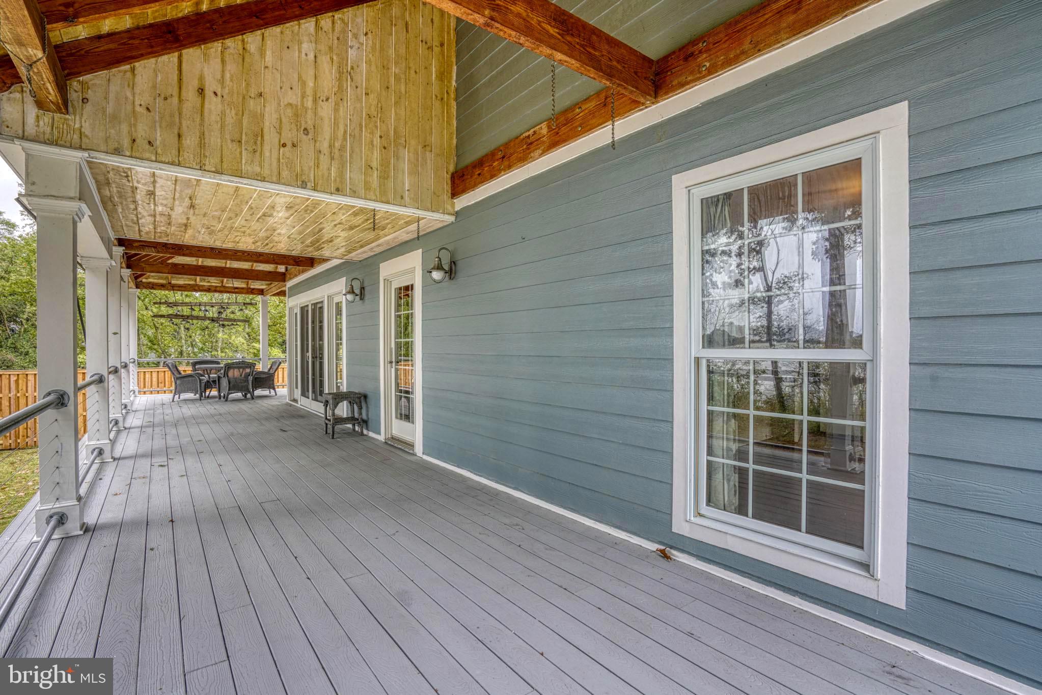 492 PEAR TREE POINT ROAD
