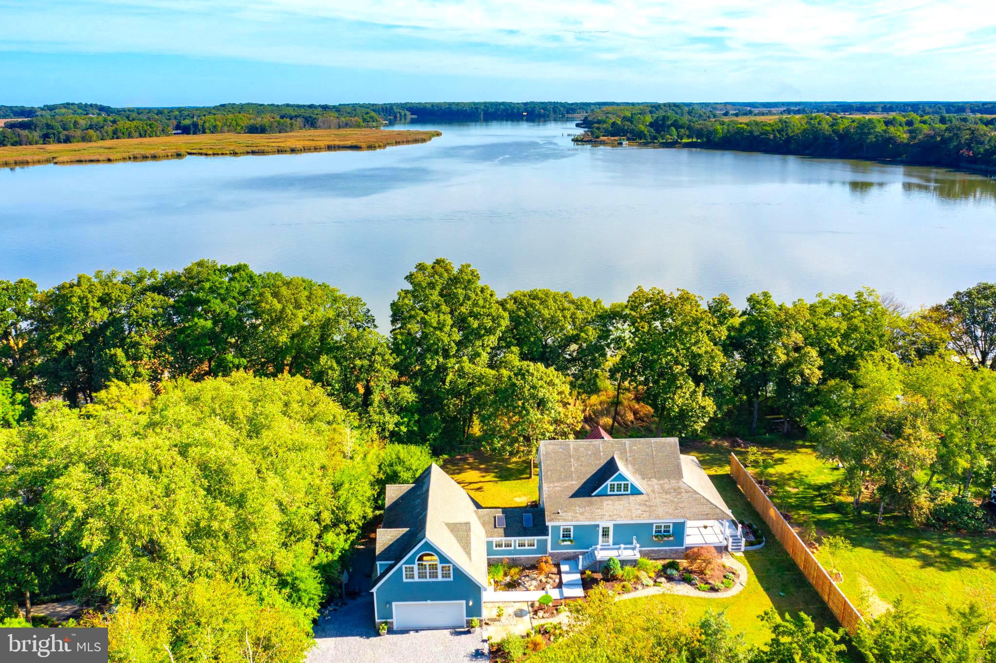 492 PEAR TREE POINT ROAD