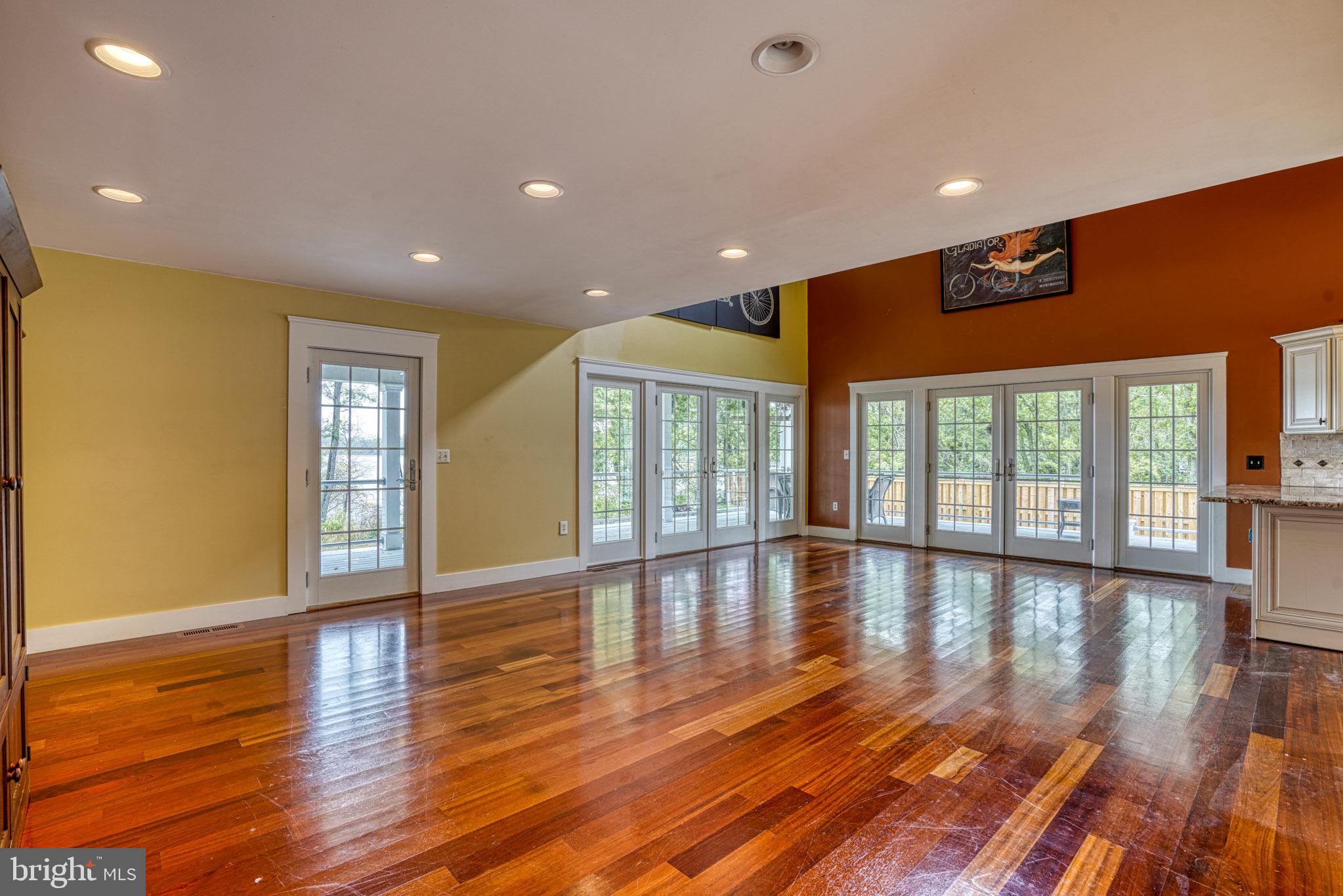 492 PEAR TREE POINT ROAD