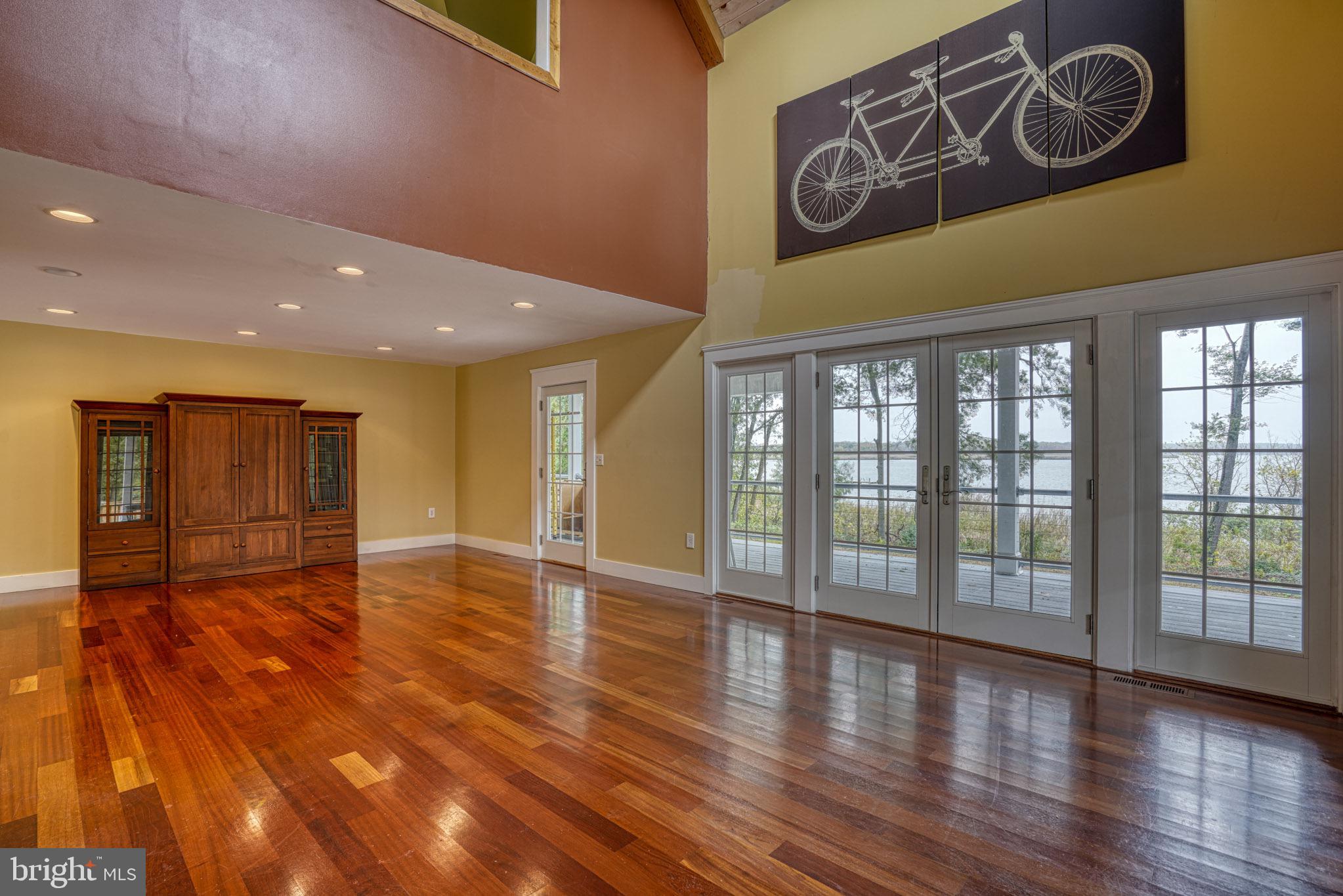 492 PEAR TREE POINT ROAD