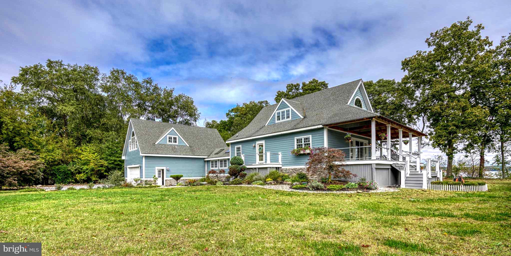 492 PEAR TREE POINT ROAD