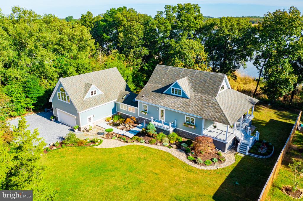 492 PEAR TREE POINT ROAD