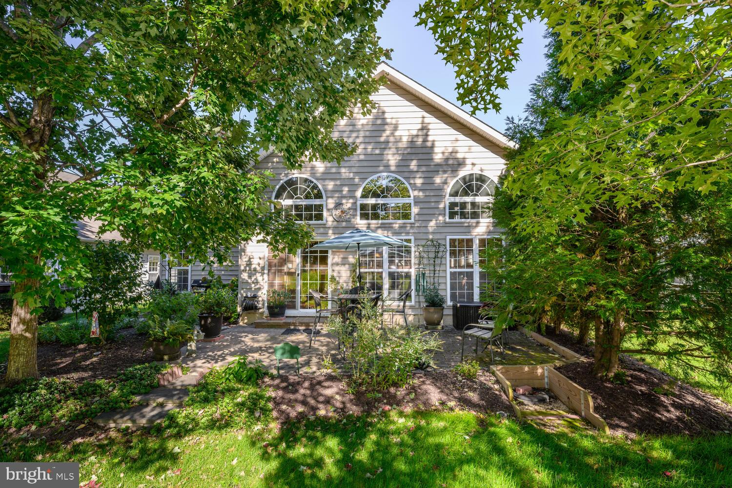 807 HARMONY WAY