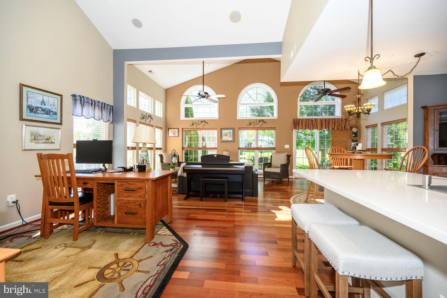 807 HARMONY WAY