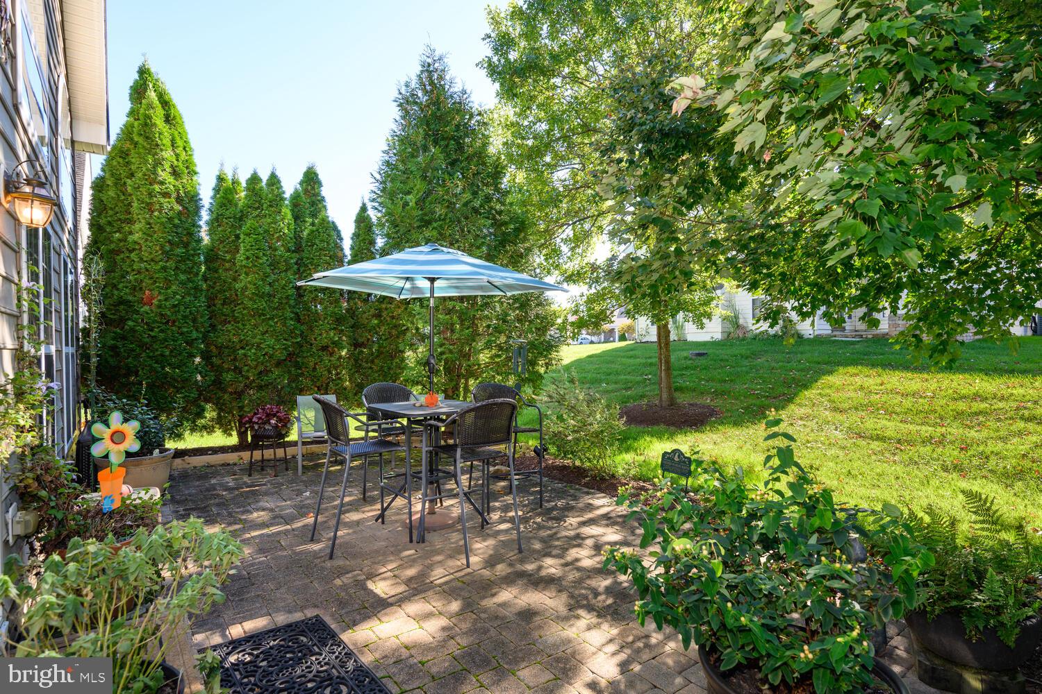 807 HARMONY WAY
