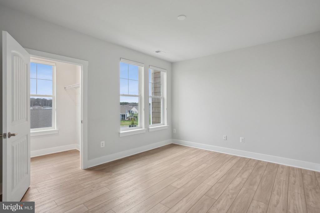 170 HARRIER WAY 34