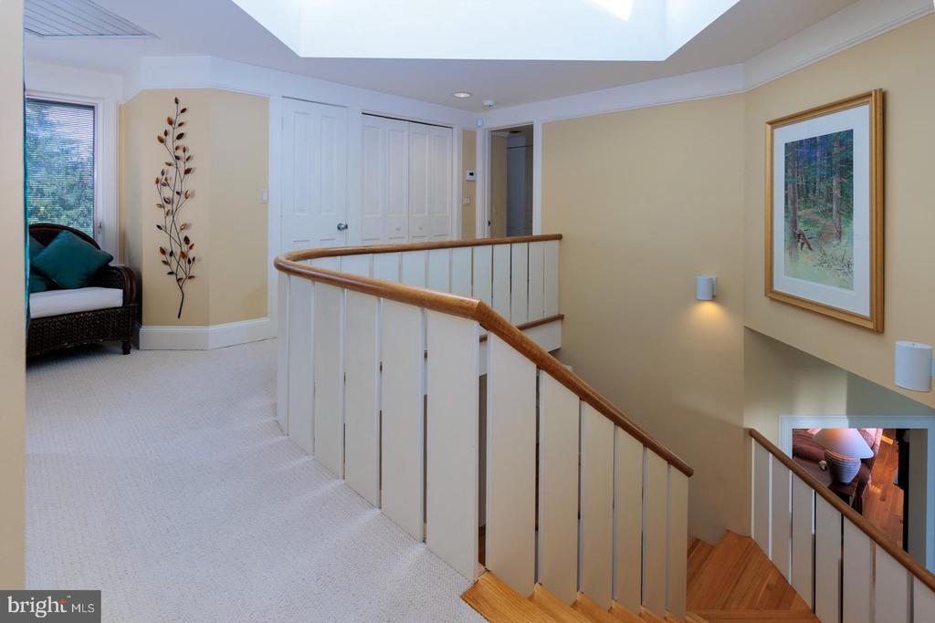 377 HEMSLEY DRIVE