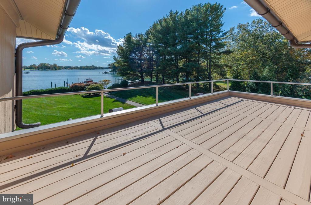 377 HEMSLEY DRIVE