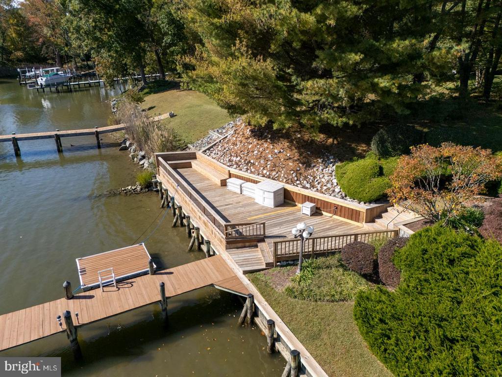 377 HEMSLEY DRIVE