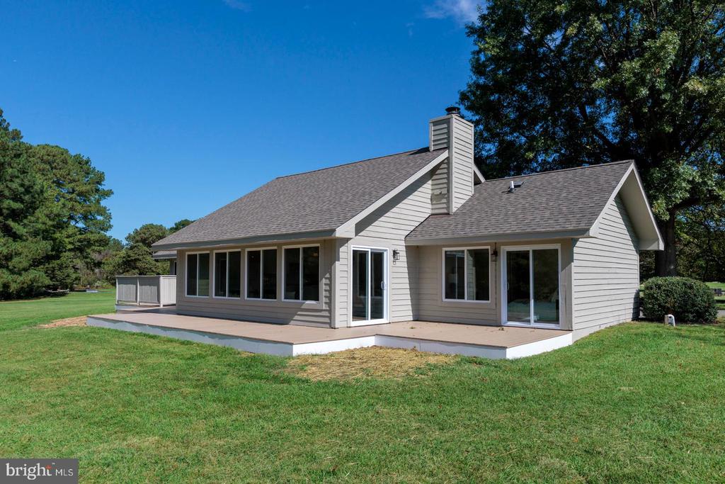 102 GOLF COURT