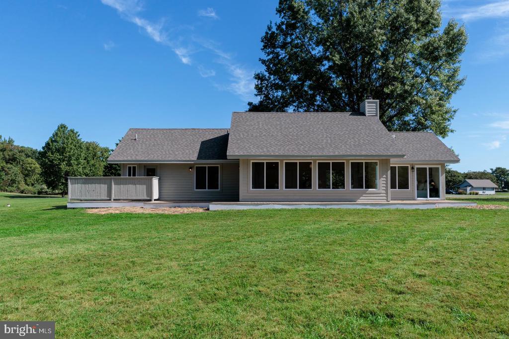102 GOLF COURT