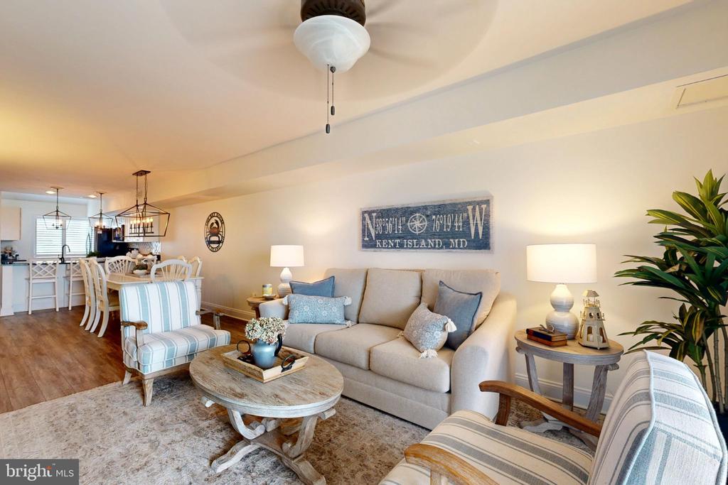 15 QUEEN ANNE WAY Unit: E