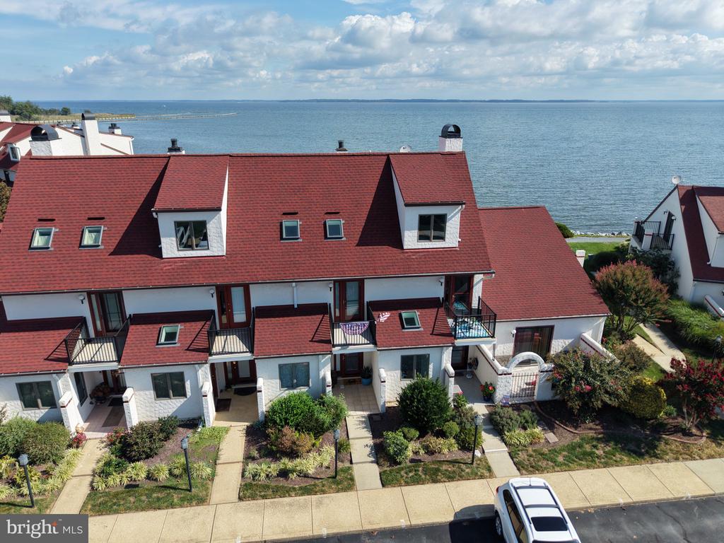 15 QUEEN ANNE WAY Unit: E