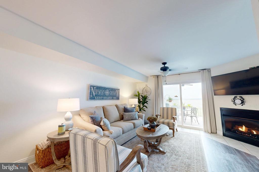 15 QUEEN ANNE WAY Unit: E
