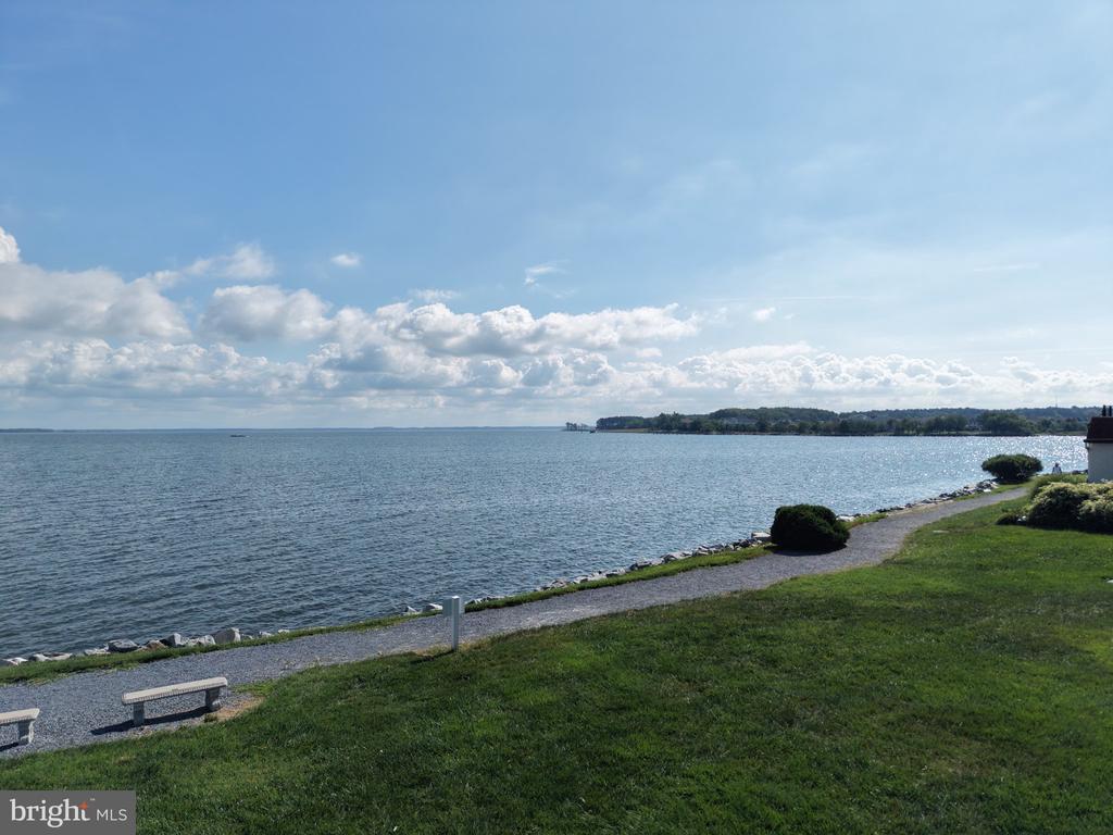 15 QUEEN ANNE WAY Unit: E