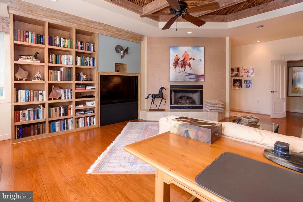 8573 MARENGO FARM ROAD