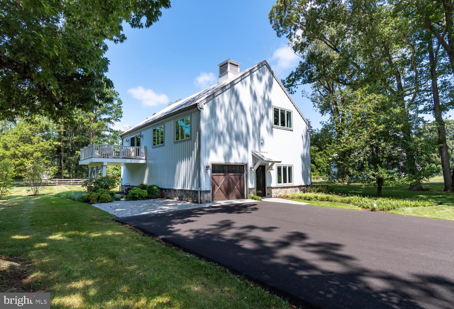 27669 VILLA ROAD