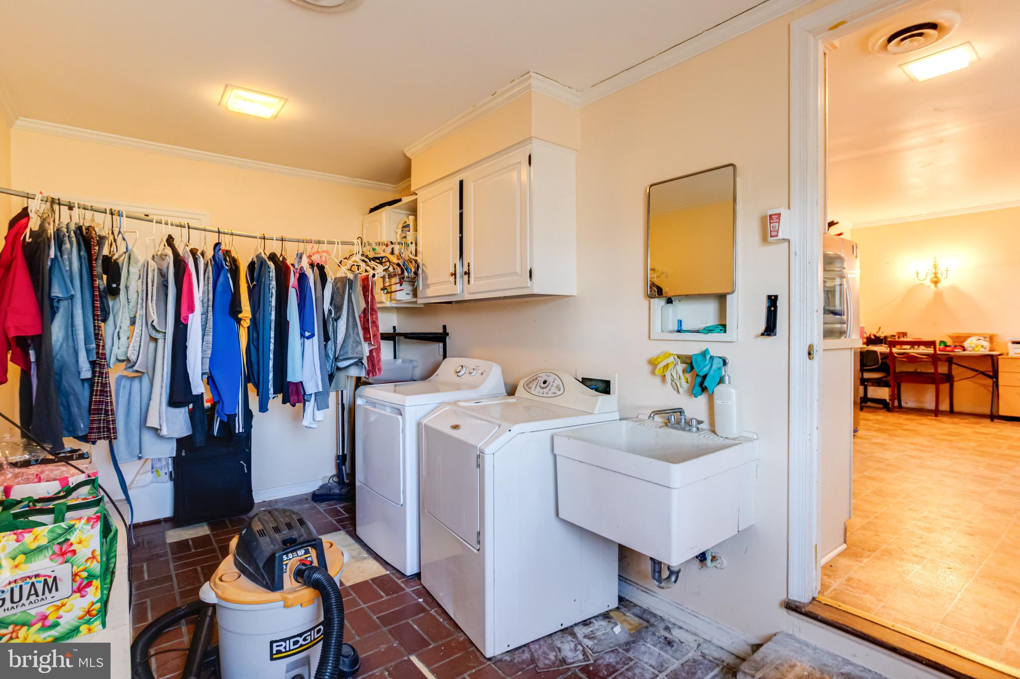 6589 CEDAR COVE ROAD