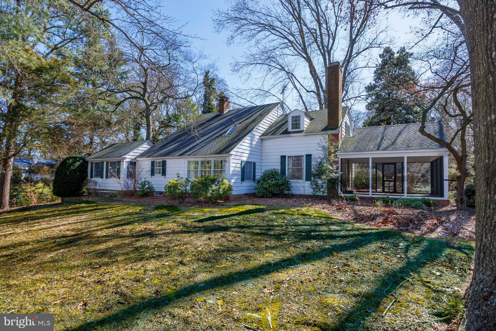 5894 OXFORD ROAD