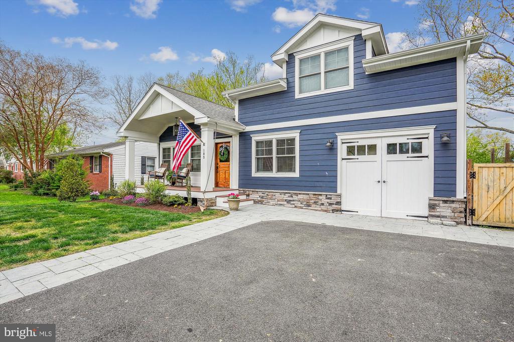 109 E. MAPLE AVENUE