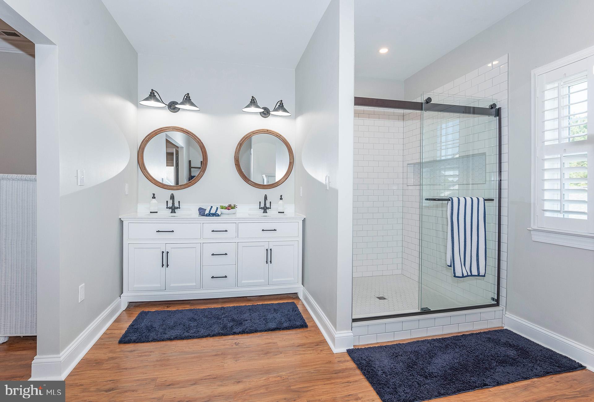 28281 VILLAGE LAKE WAY